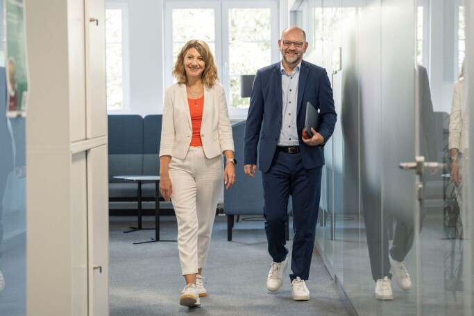 Manager Commercial & Contract Management (m/w/d), 1. Bild